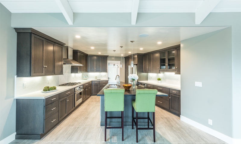 NorCal beach house kitchen